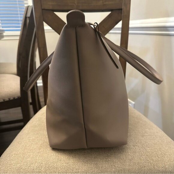 Longchamp Le Pliage City shoulder tote bag in the color taupe Large - Picture 5 of 16